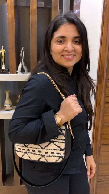 Artisan Baguette - Monochrome Tribal - Everyday Shoulder Bag