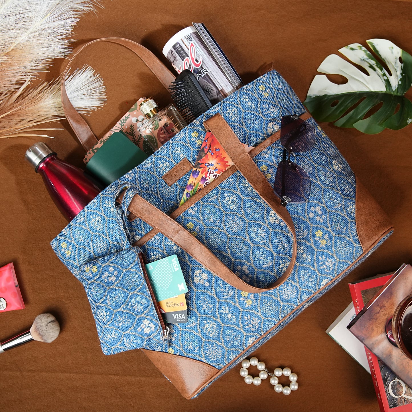 Blue Flowers - Tote Bag with Mini Pouch