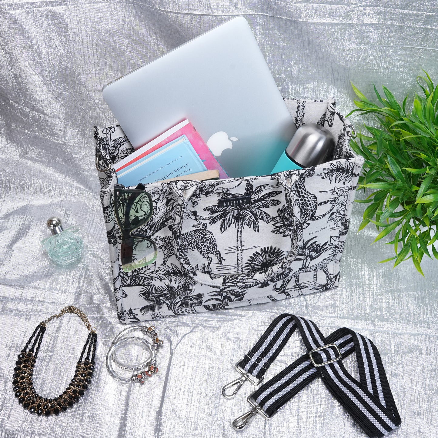 Vufia - Black & White Jacquard Box Bag - Medium