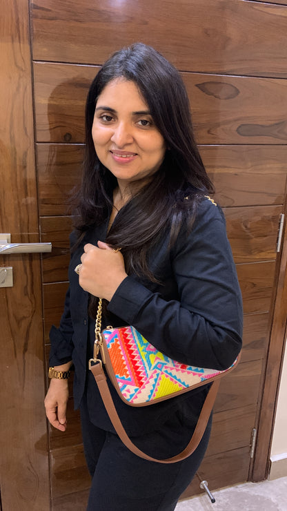 Artisan Baguette - Rose - Everyday Shoulder Bag