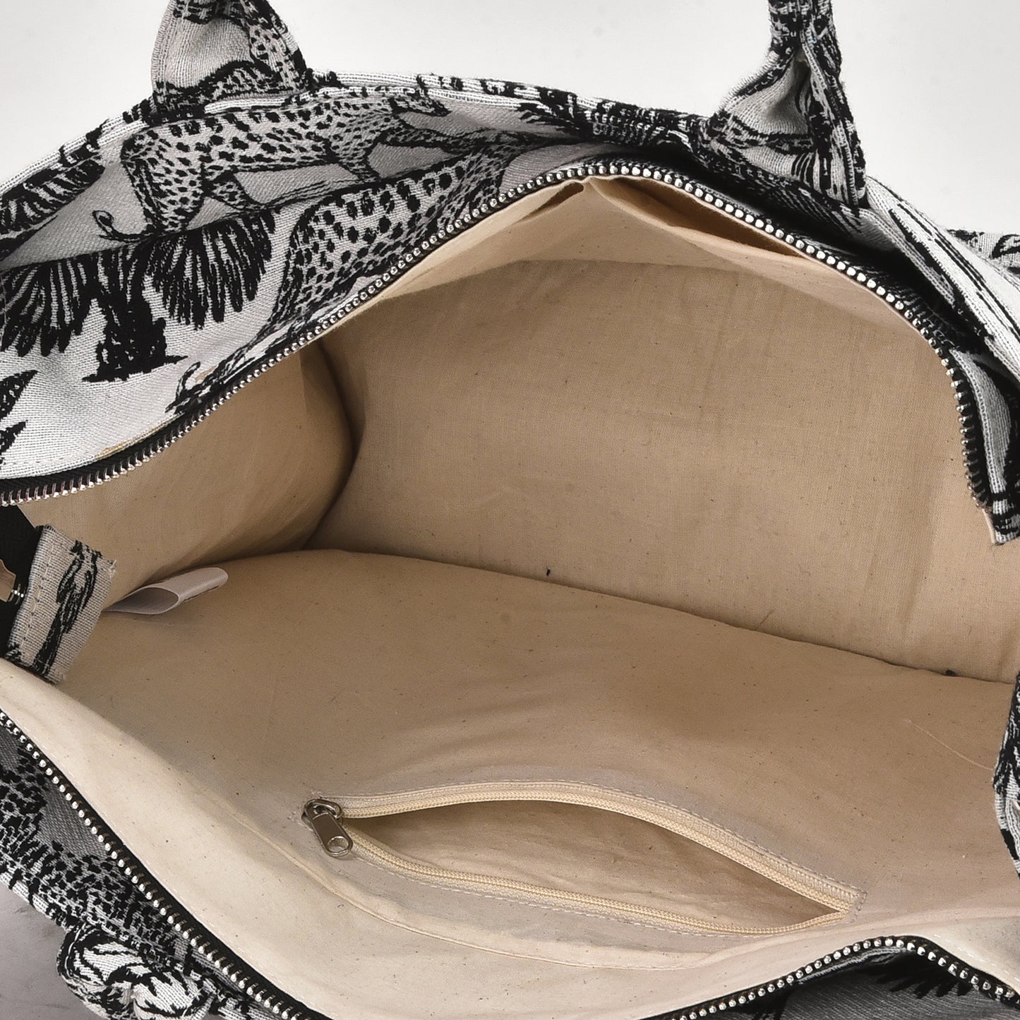 Vufia - Black & White Jacquard Box Bag - Small