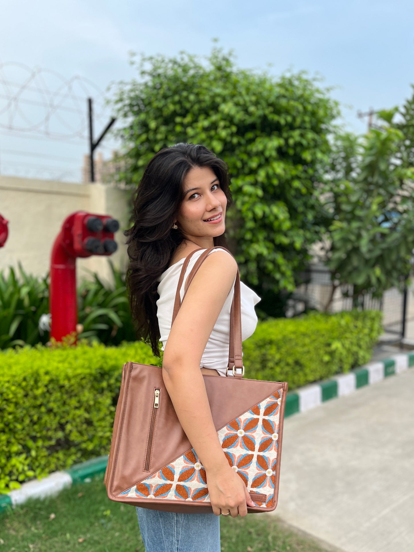 Artisan Weave Tote - Dilkash