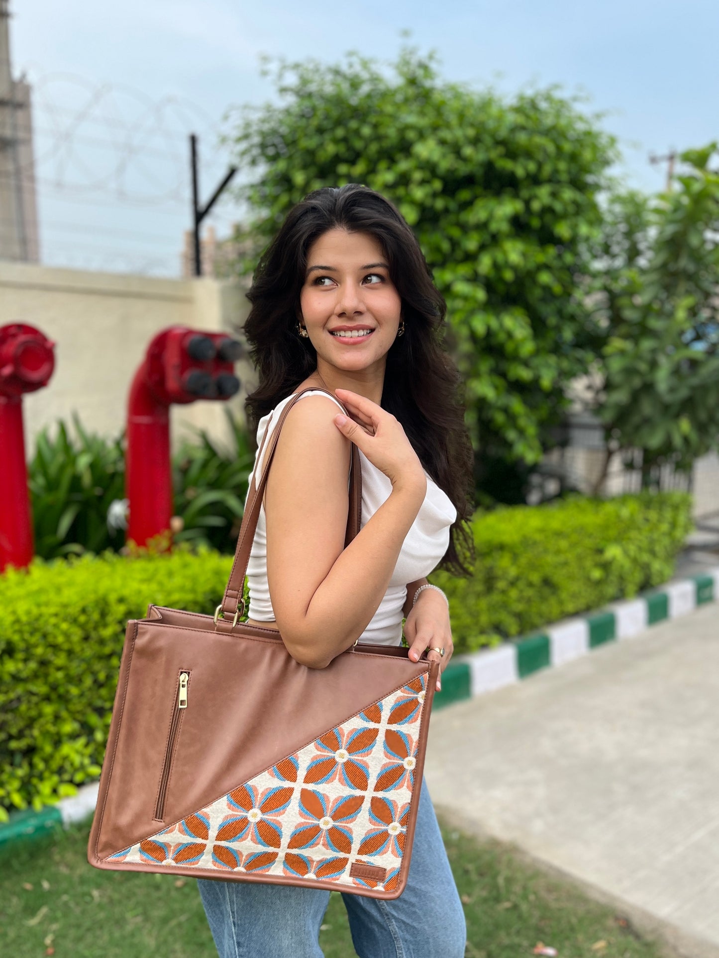 Artisan Weave Tote - Dilkash