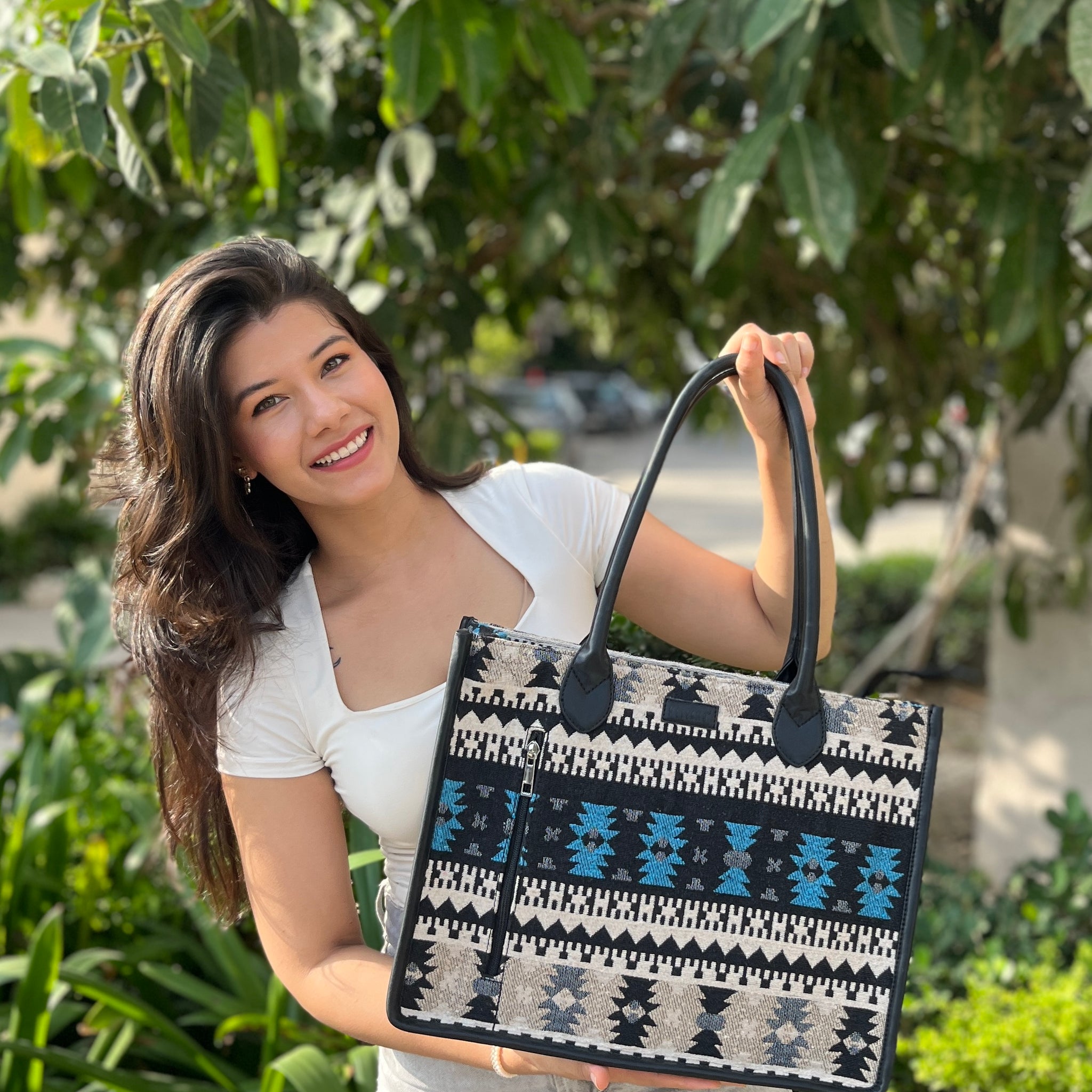 Artisan Weave Tote - Andaz