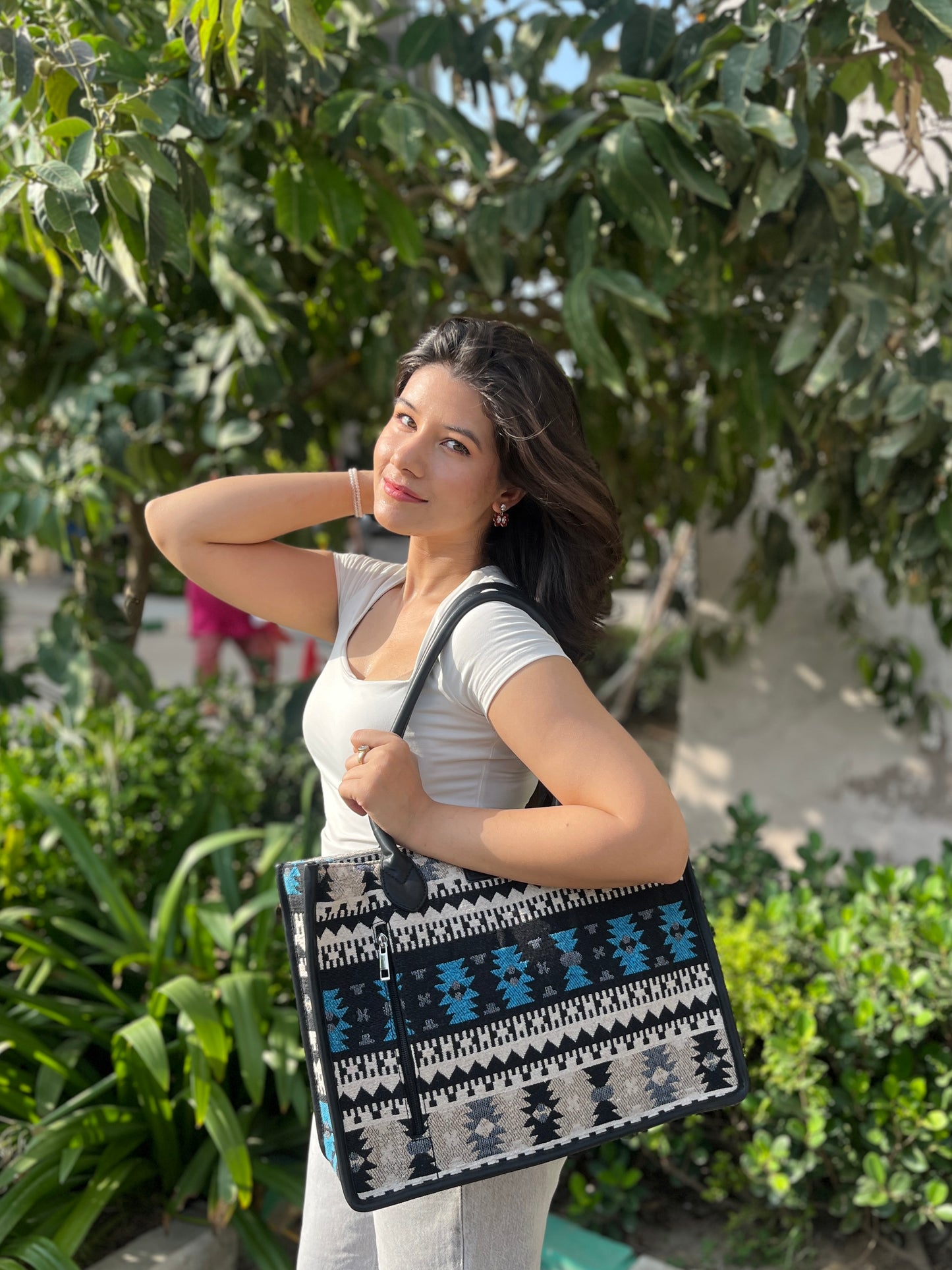 Artisan Weave Tote - Andaz