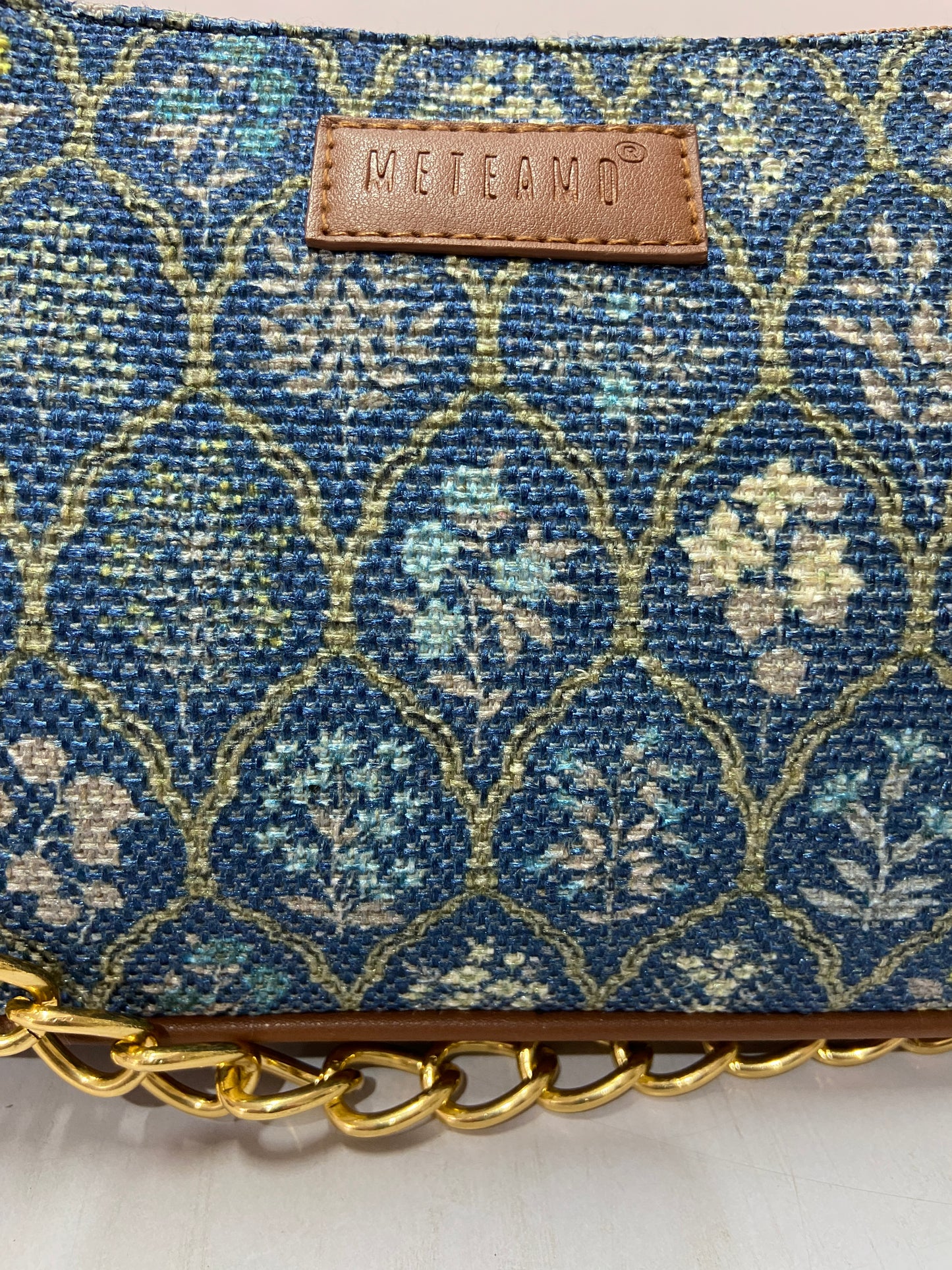 Imprint Baguette - Blue Flowers  - Everyday Shoulder Bag
