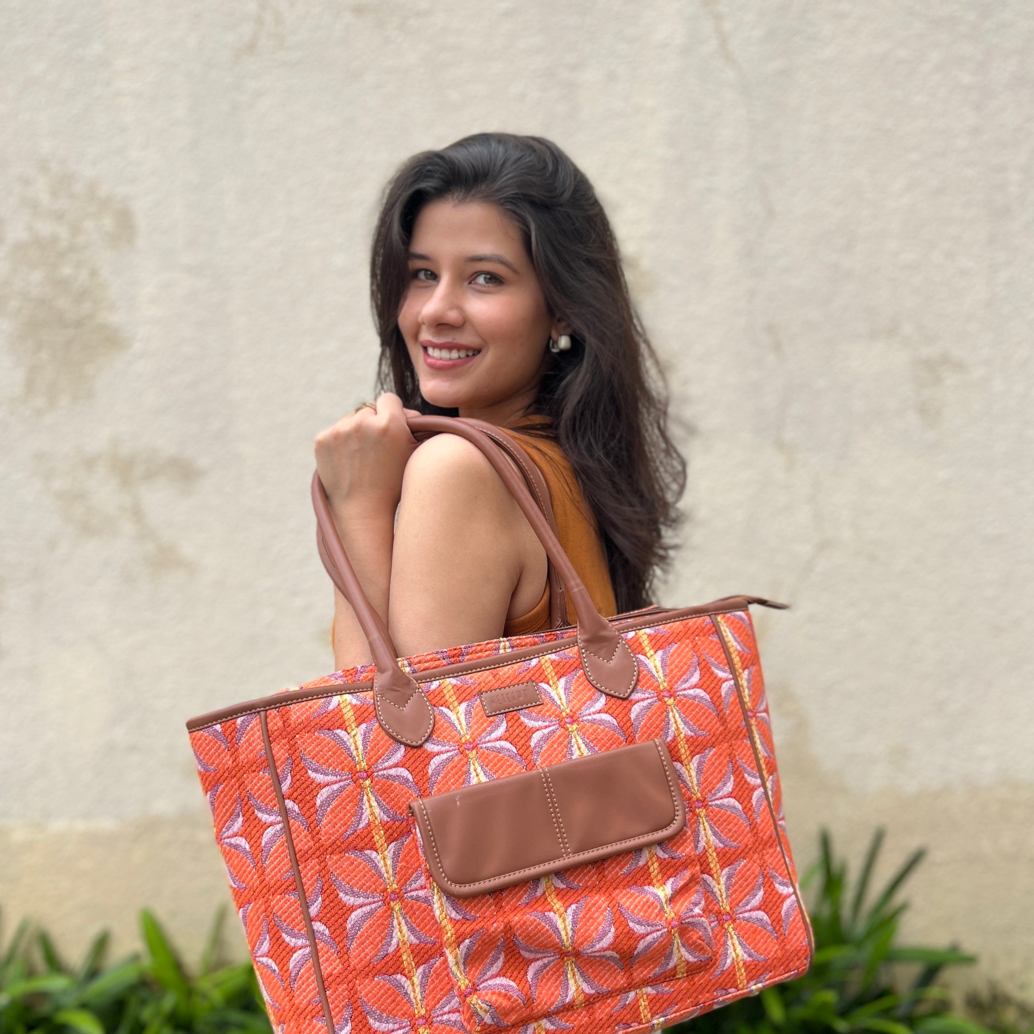 Vintage Petal Tote - Tangerine Bliss (with front pocket)
