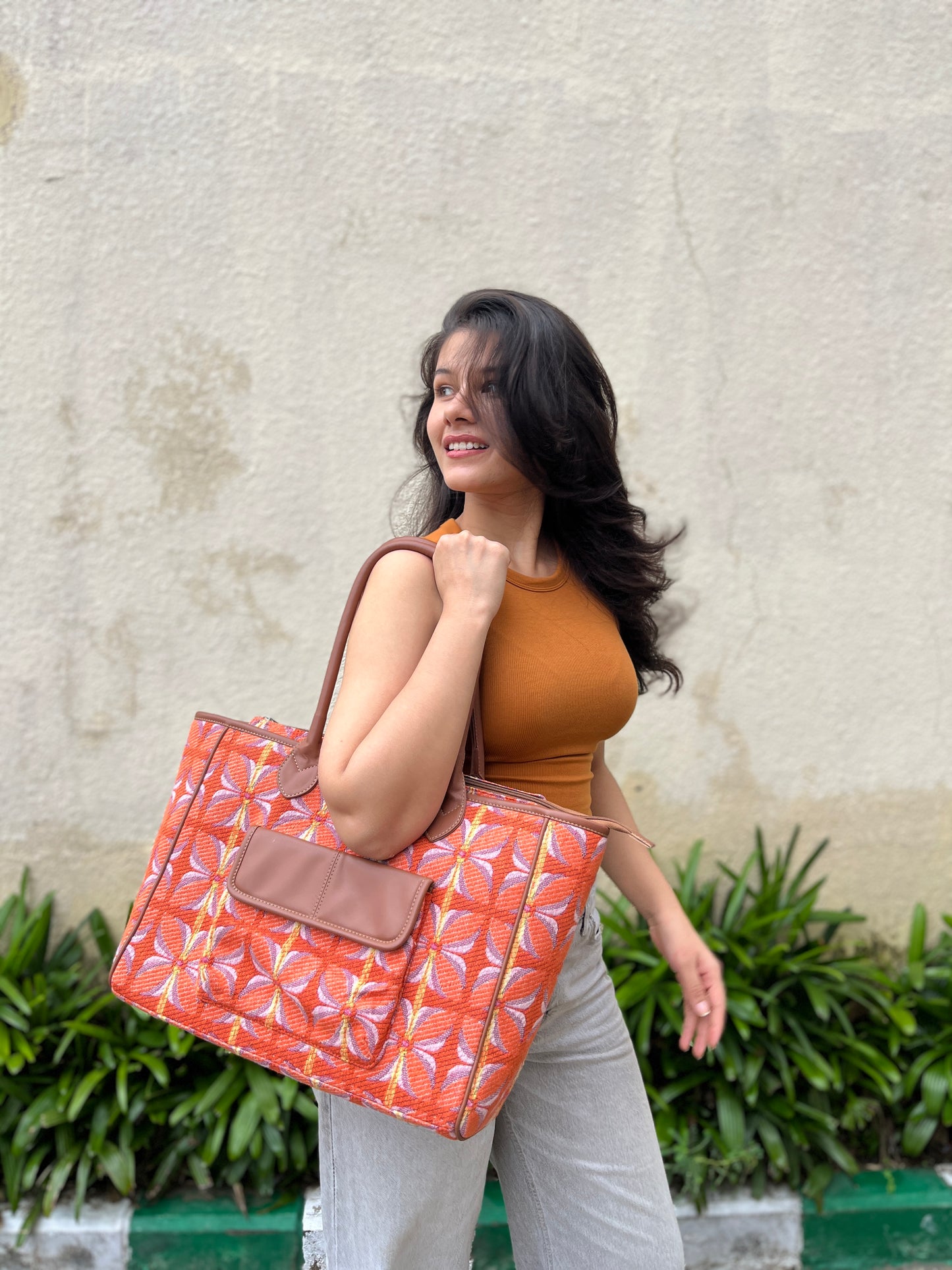 Vintage Petal Tote - Tangerine Bliss (with front pocket)