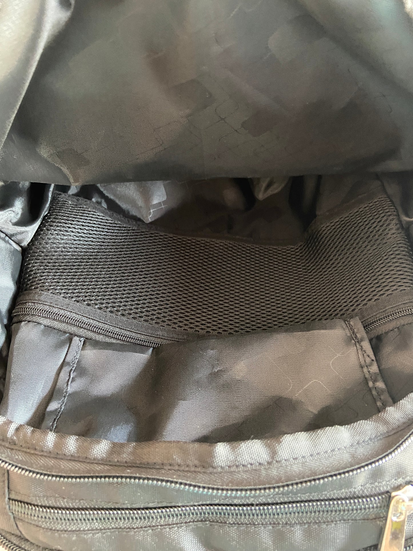 Nomad PRO- Travel & Laptop BackPack