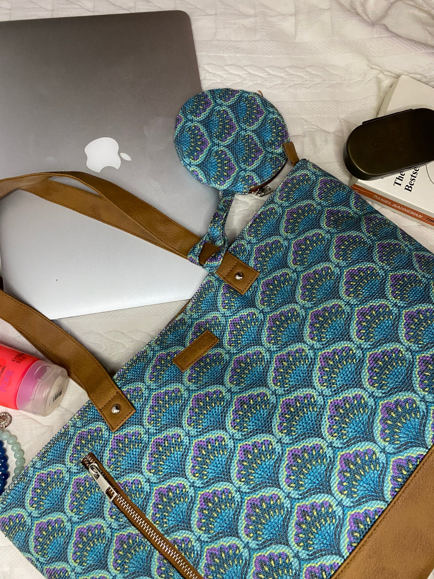 Blue Lotus - Tote Bag with Mini Pouch