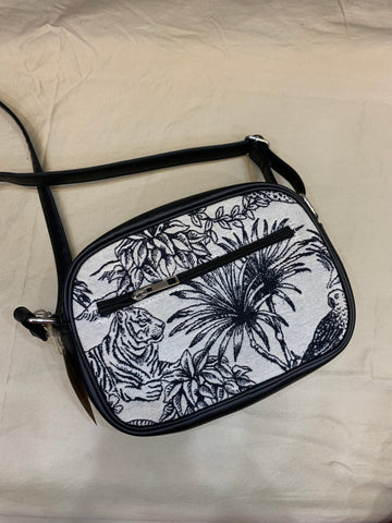 Sling Bag - Vufia