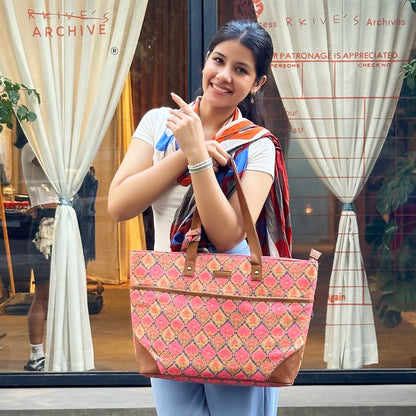 Ruhani Pink - Tote Bag with Mini Pouch